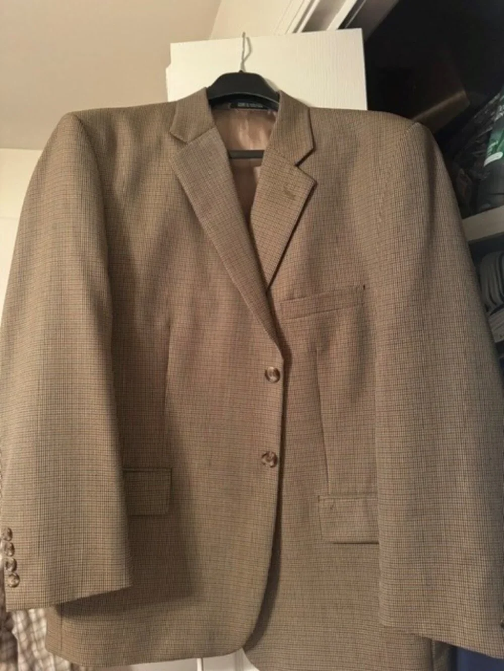 STAFFORD SPORTS COAT, 48 SHORT, EXCELLENT CONDITION
